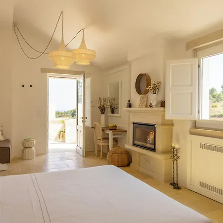 Hotel Masseria Bandino & 4*